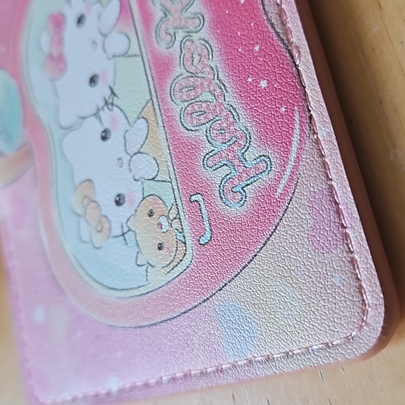 HELLO KITTY CARNIVAL LAYNARD - Picture 4 of 10